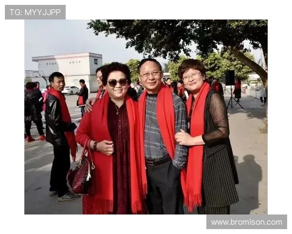 杨静专访：追忆足球生涯的辉煌与挑战